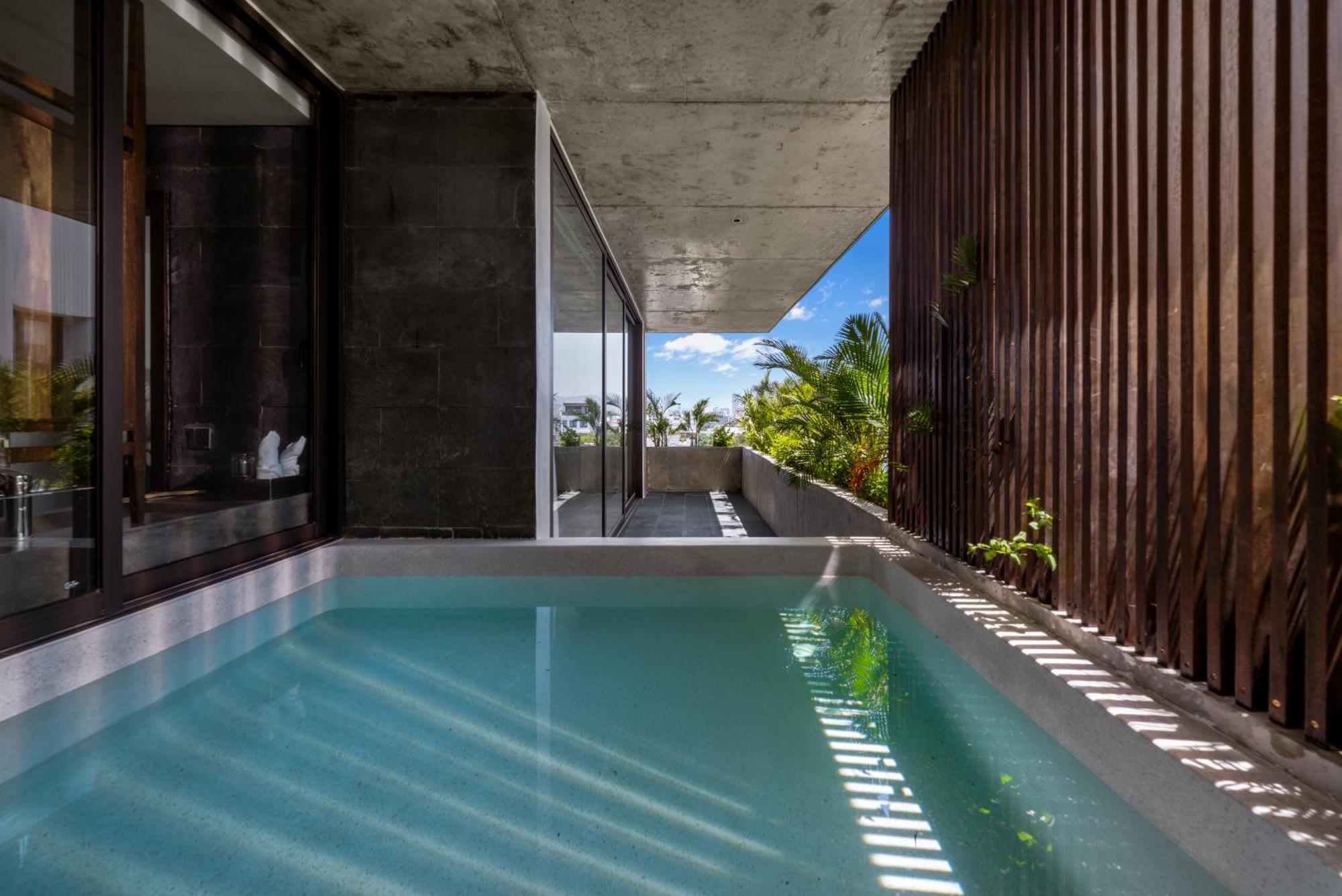 The Hem Hotel And Apartment Danang Exterior photo